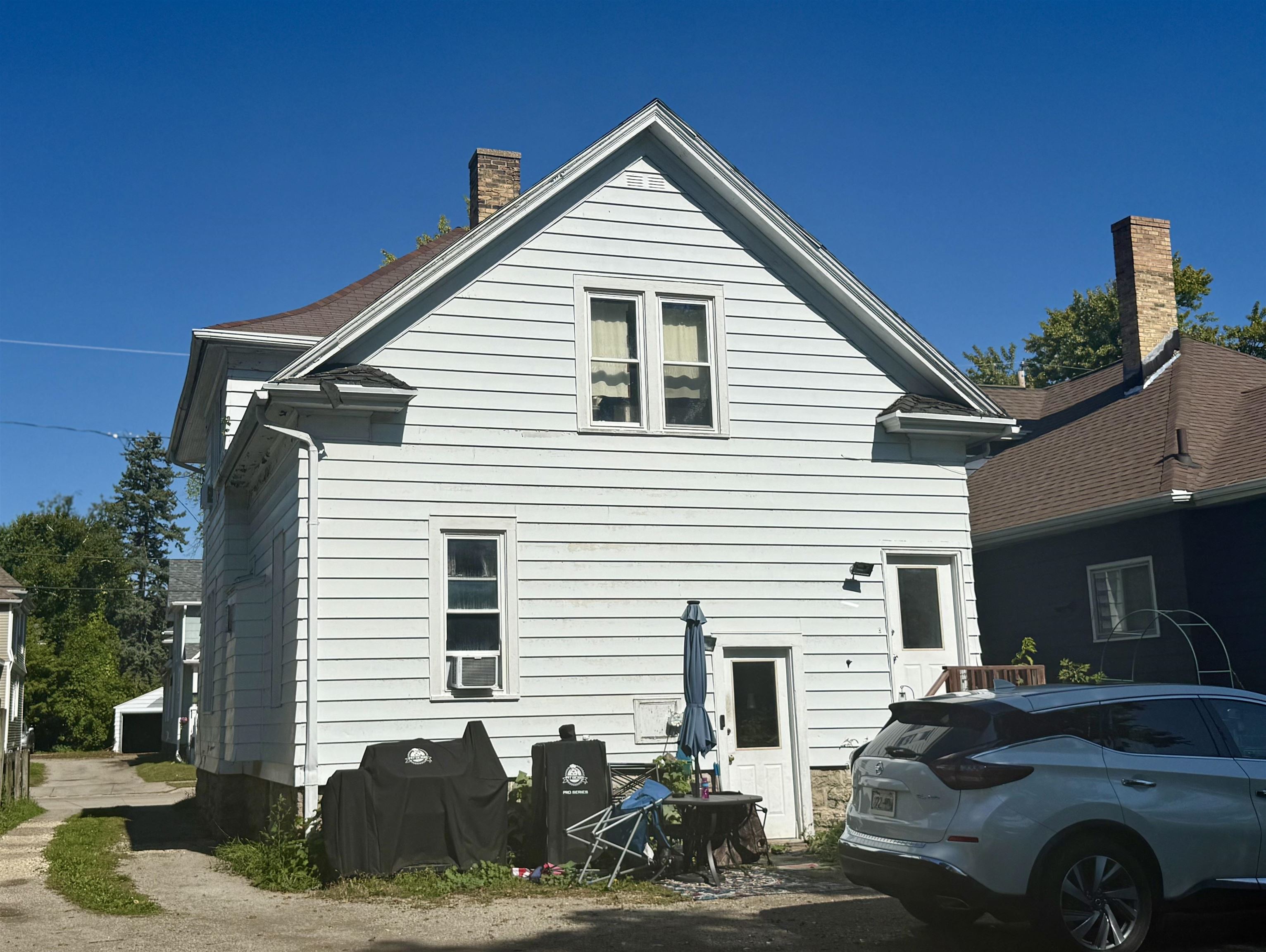 341 SARATOGA Avenue