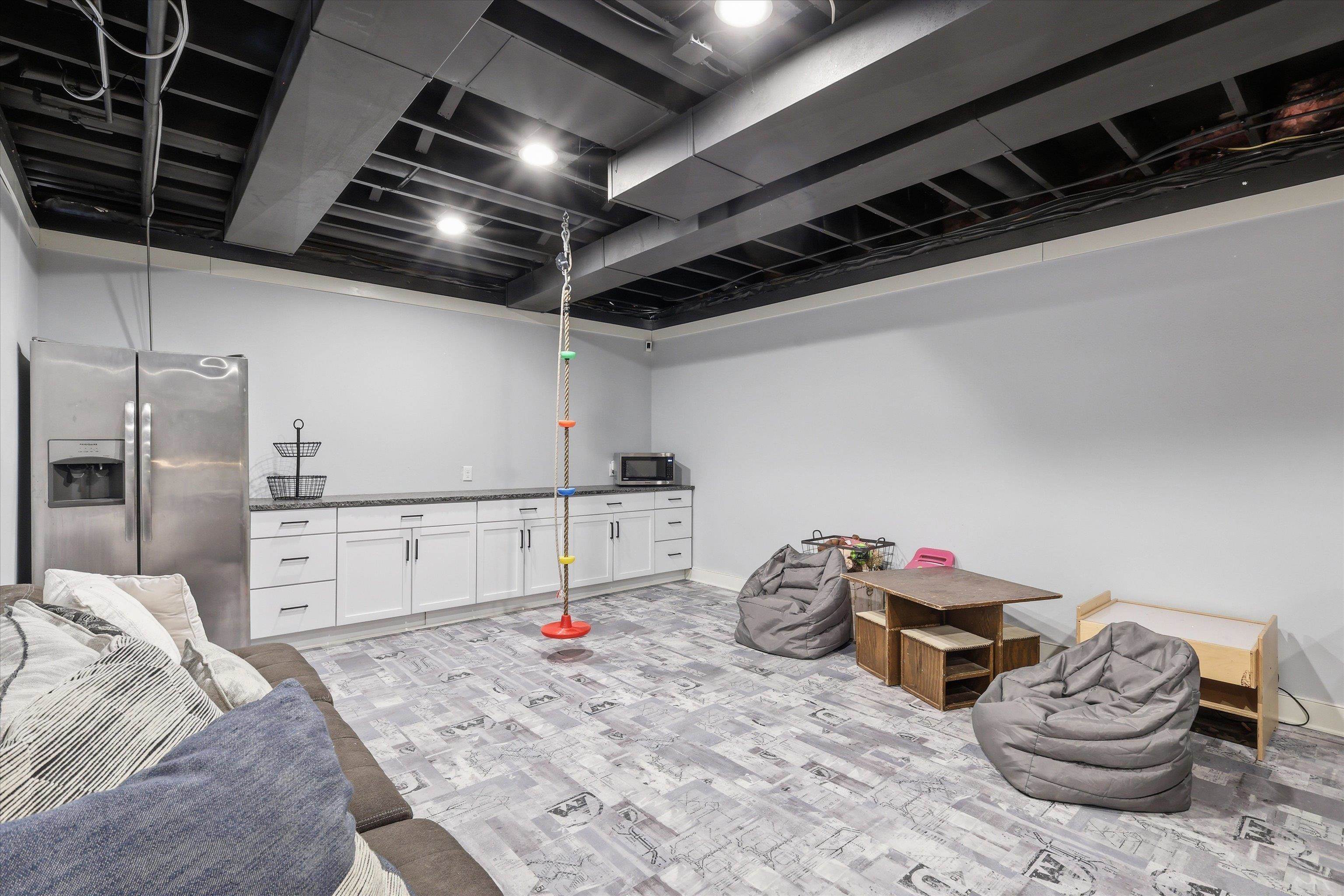 439 E FACTORY Street