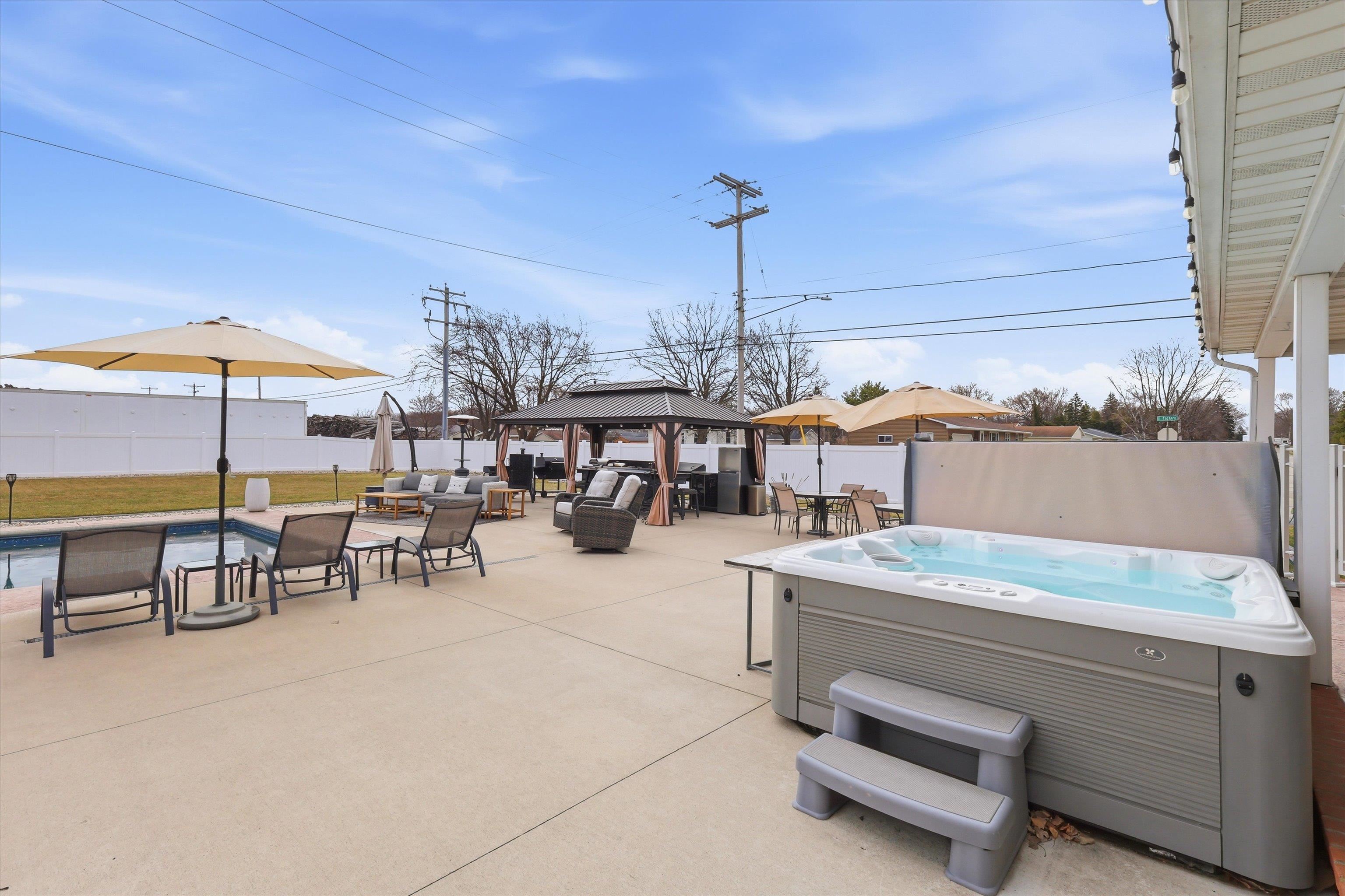 439 E FACTORY Street