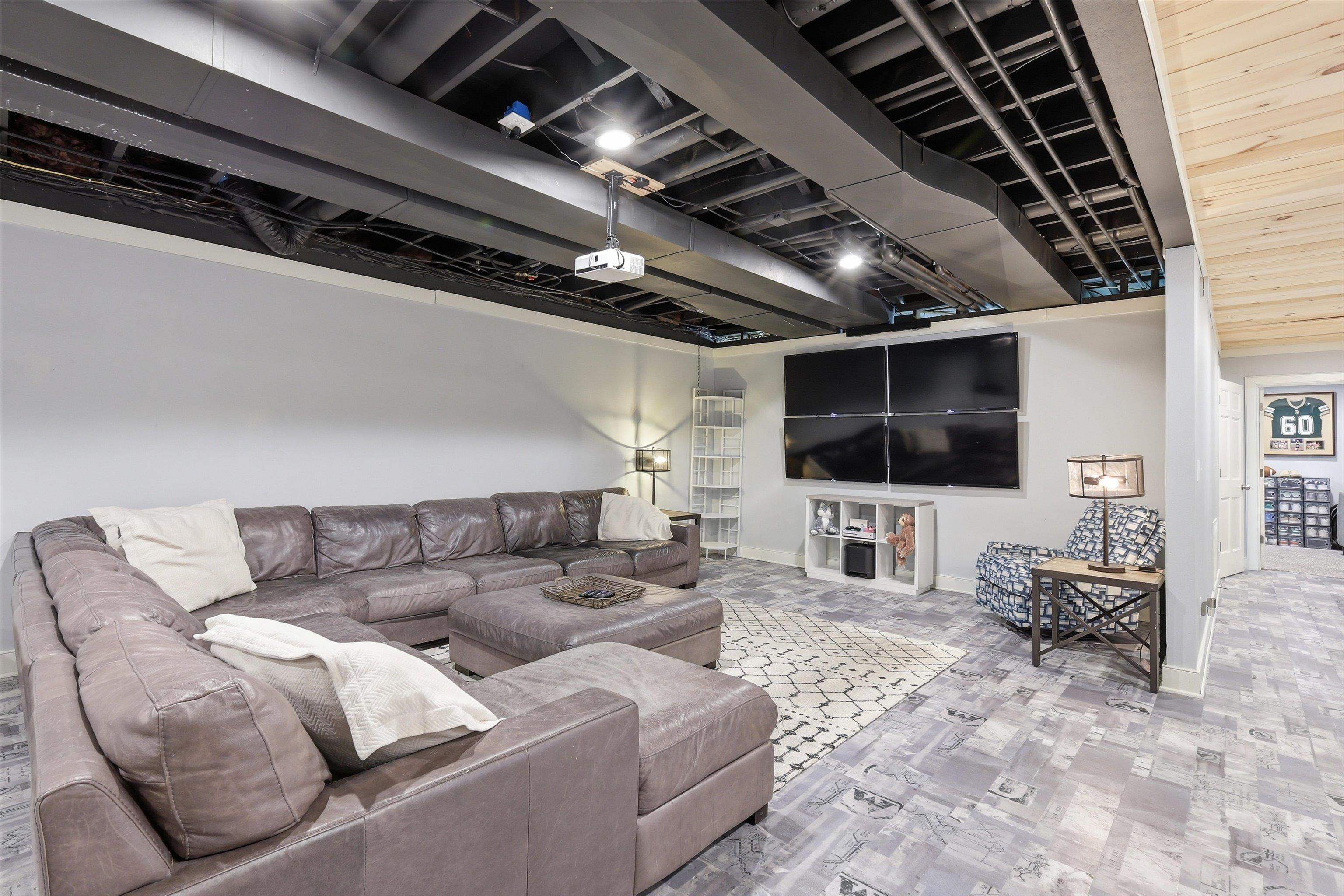 439 E FACTORY Street