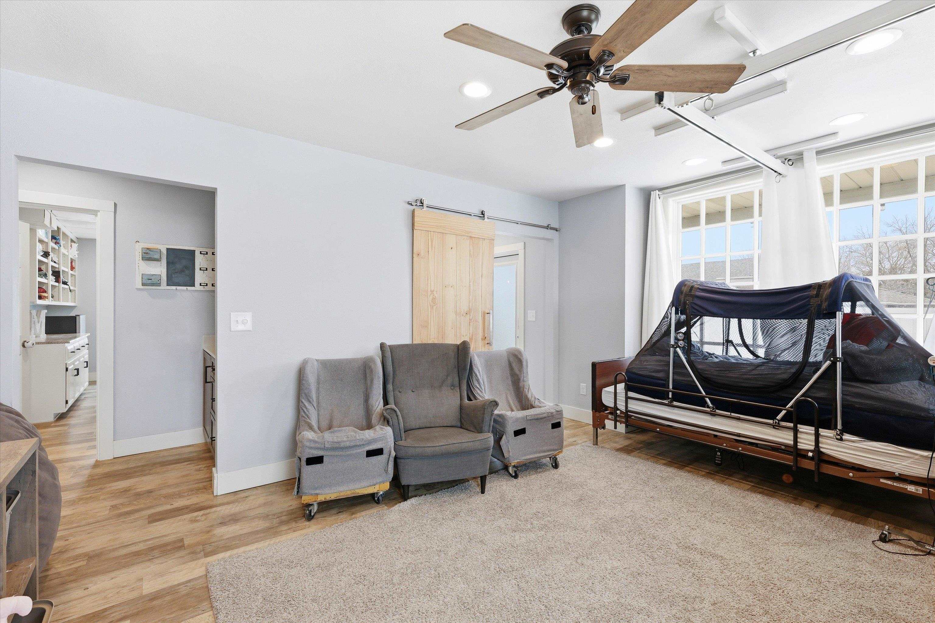 439 E FACTORY Street