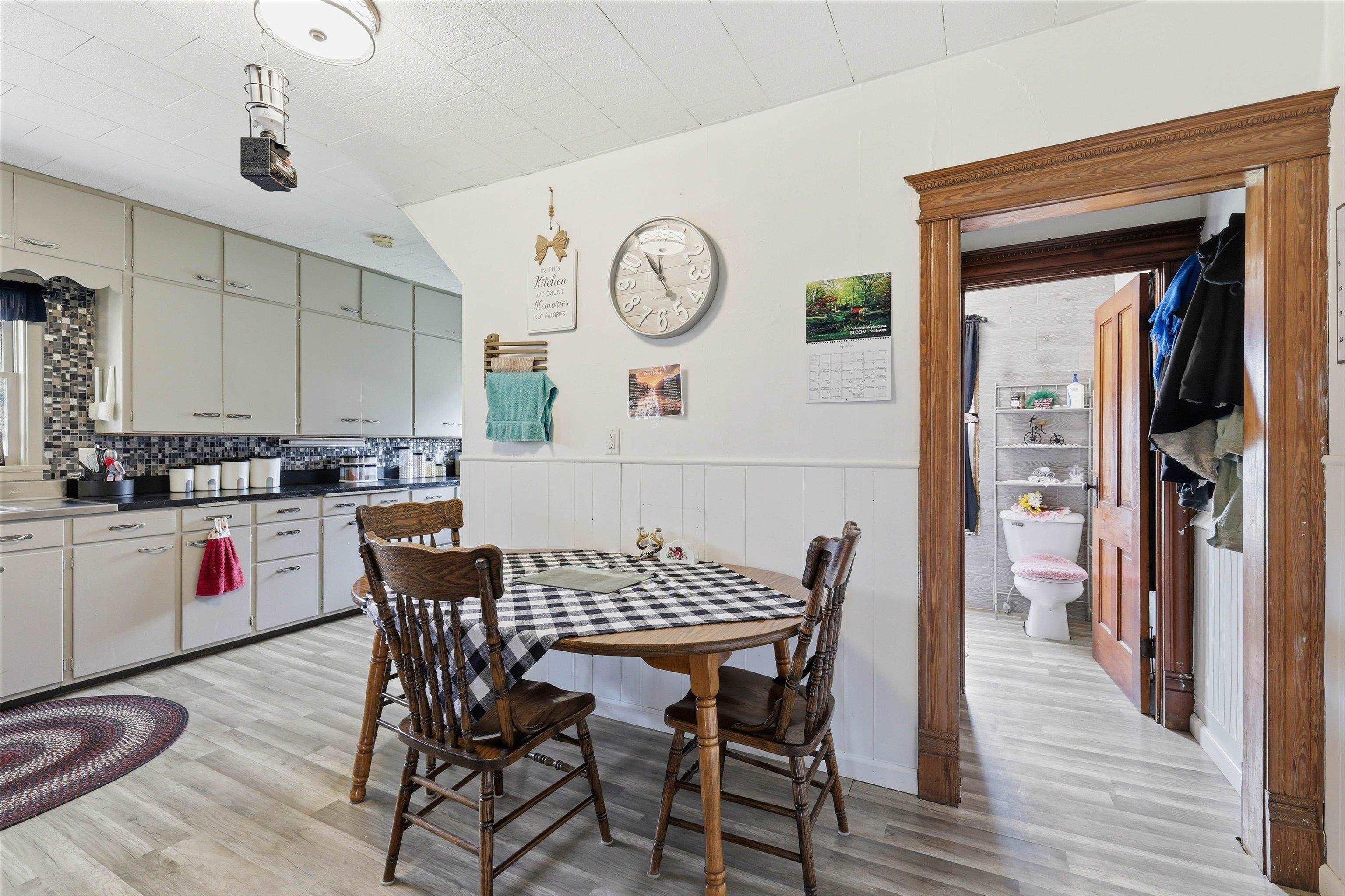 N8424 NOLLENBERG Road