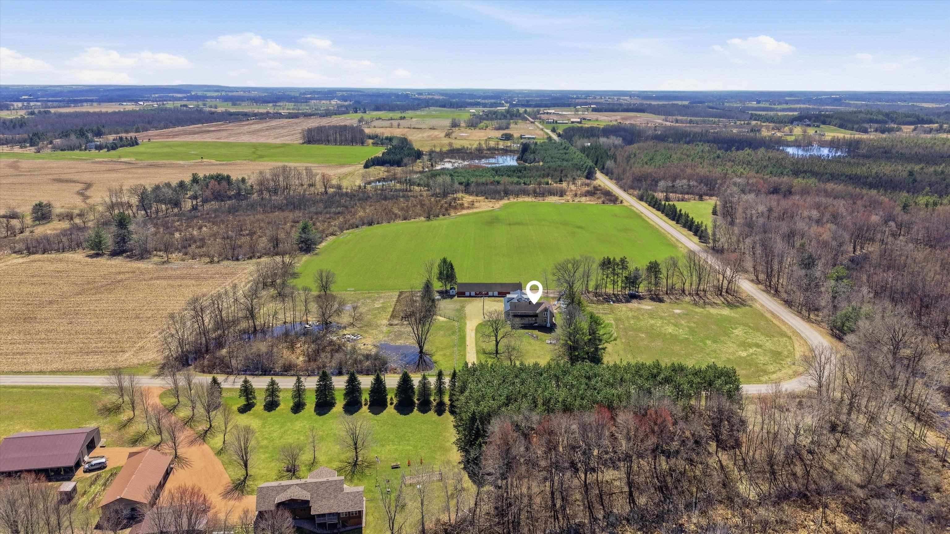 N8424 NOLLENBERG Road