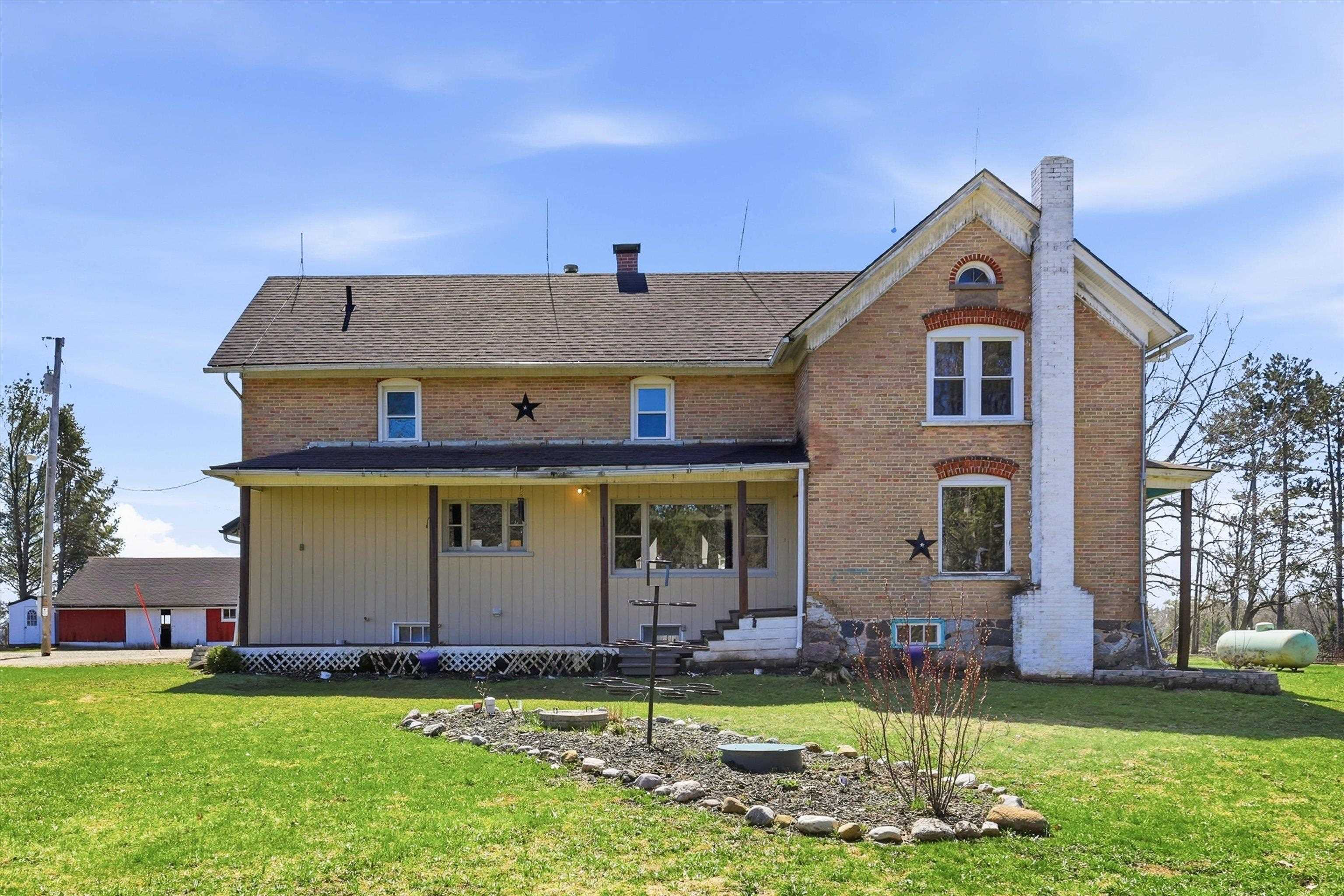 N8424 NOLLENBERG Road