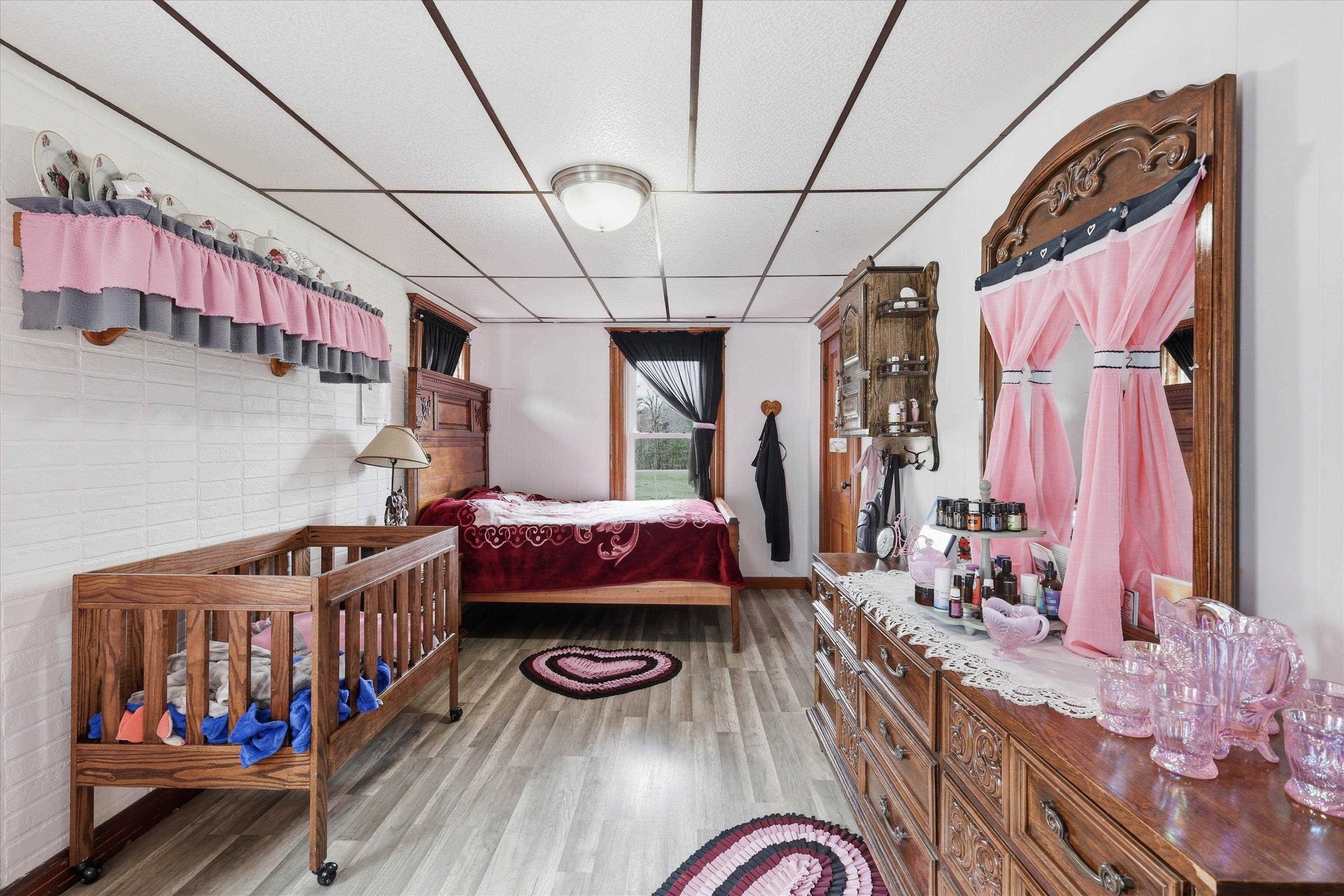 N8424 NOLLENBERG Road