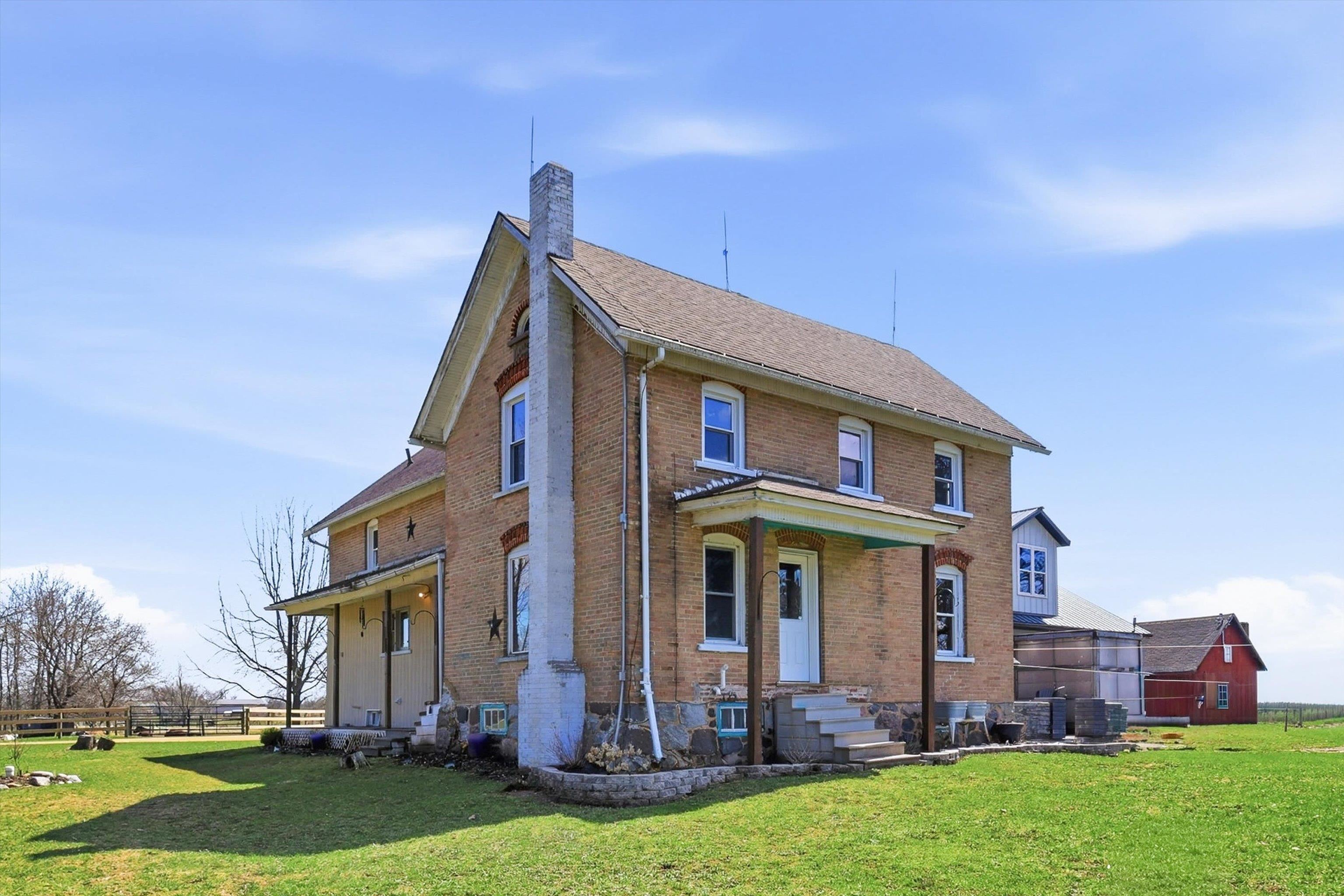 N8424 NOLLENBERG Road