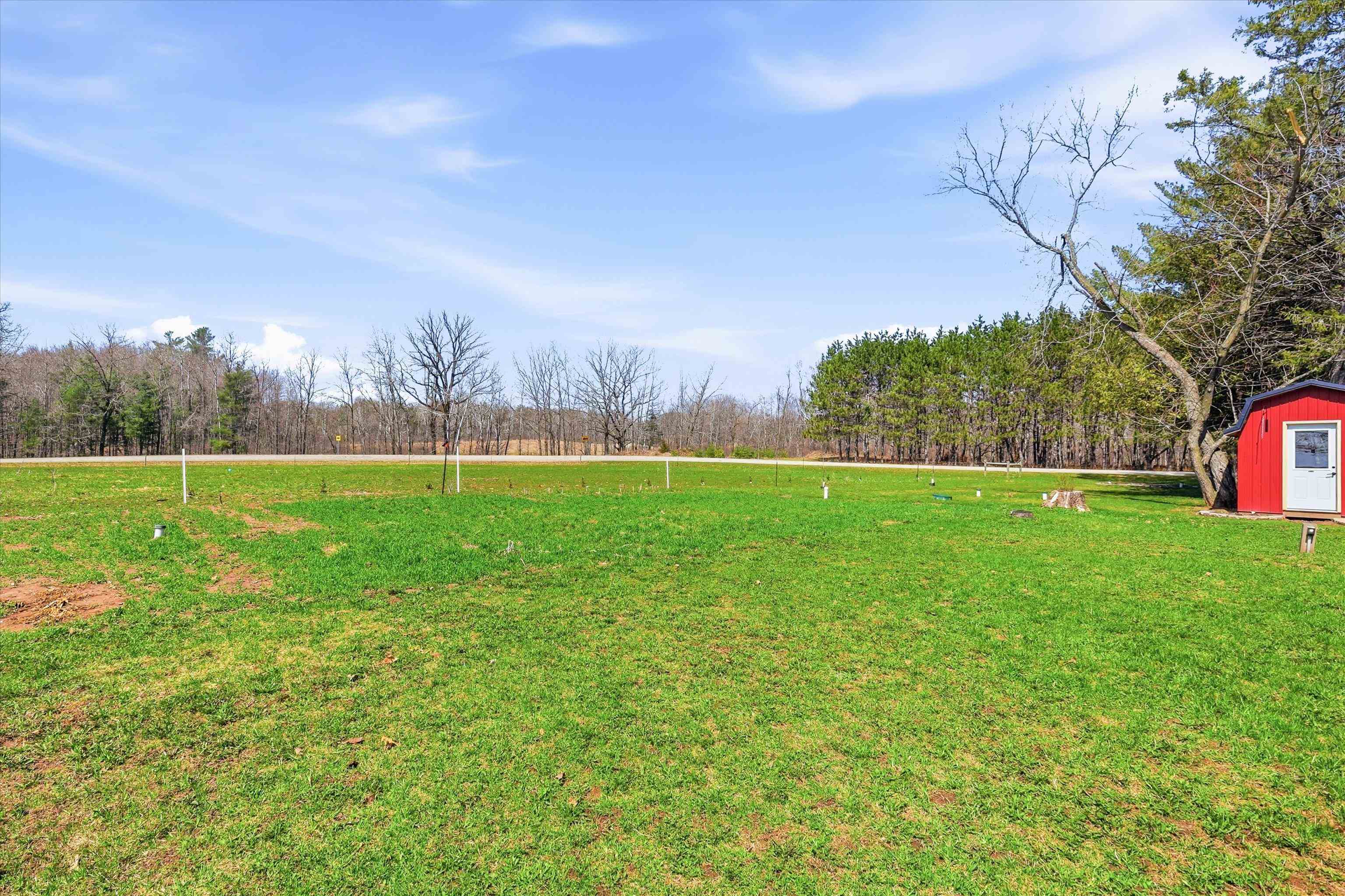 N8424 NOLLENBERG Road