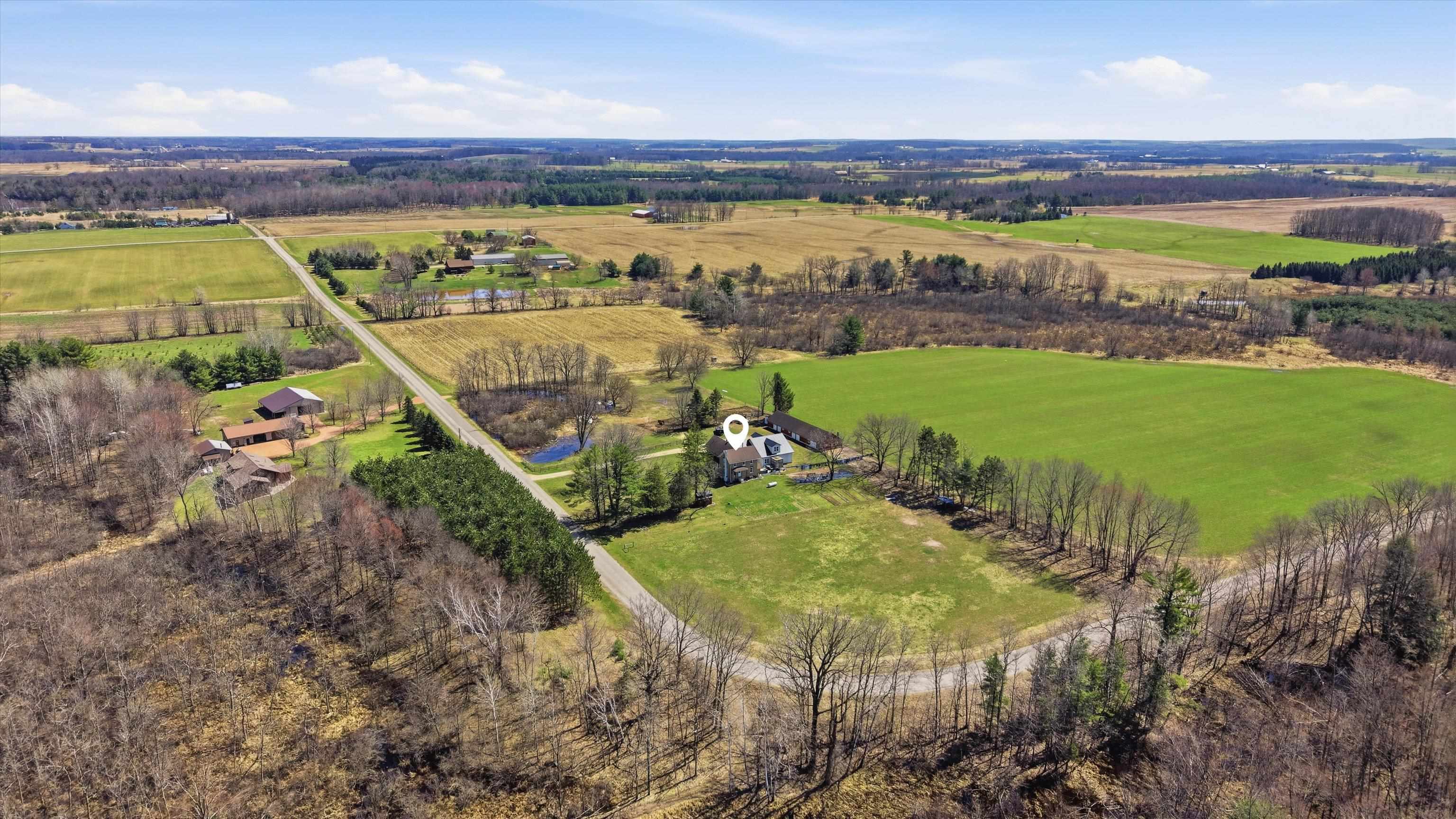 N8424 NOLLENBERG Road