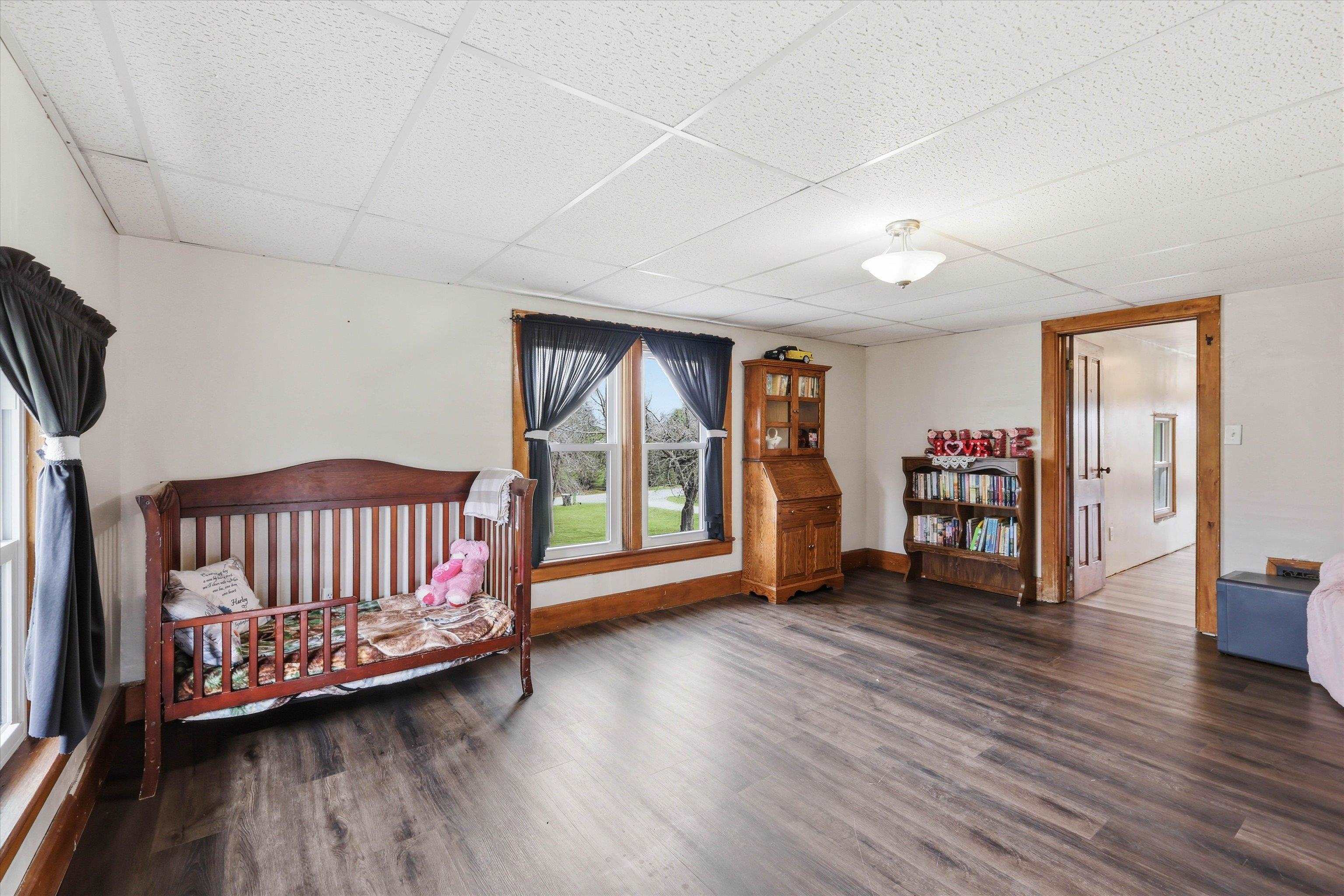 N8424 NOLLENBERG Road