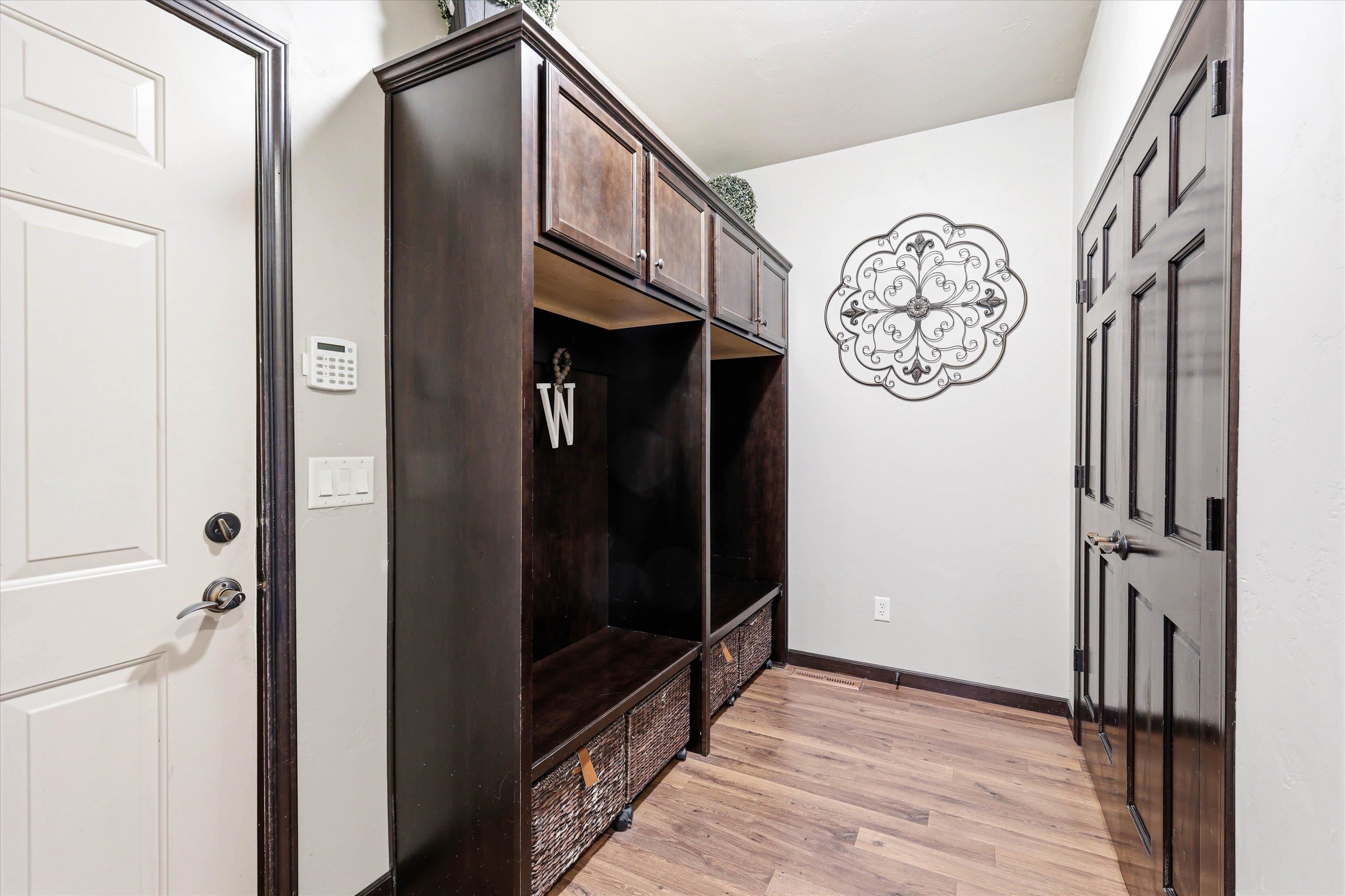 2145 W BONNIE Lane