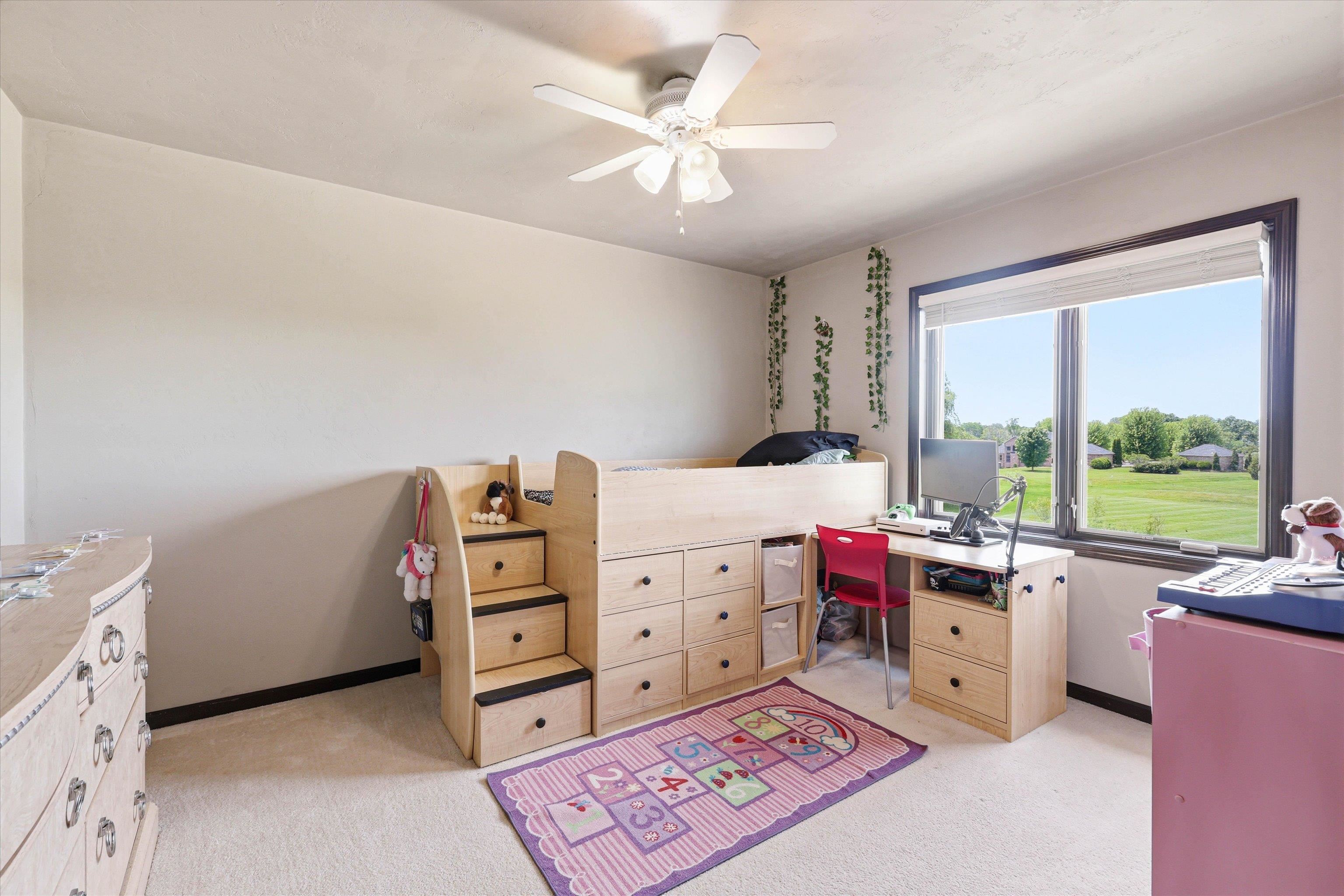 2145 W BONNIE Lane