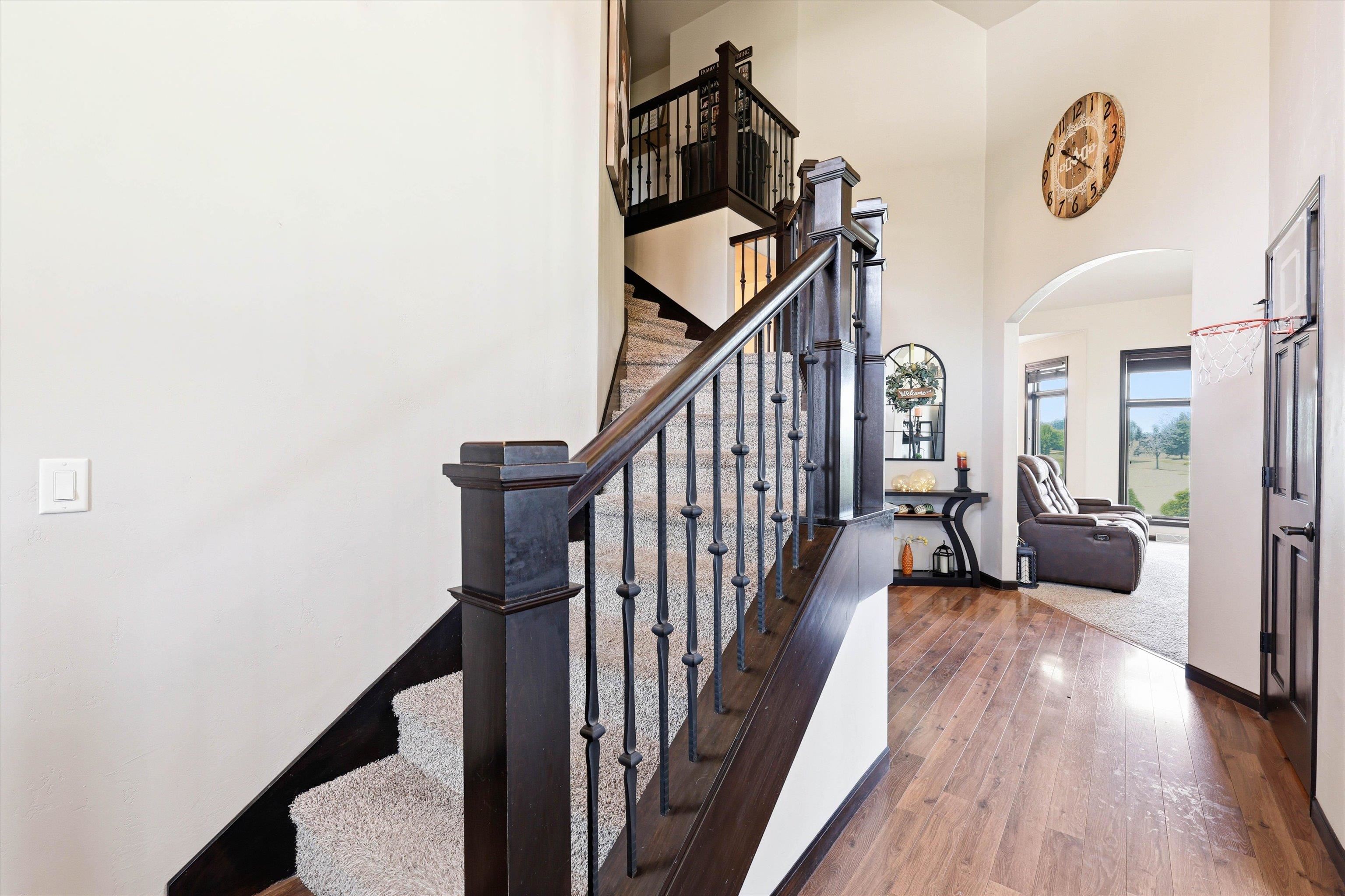 2145 W BONNIE Lane