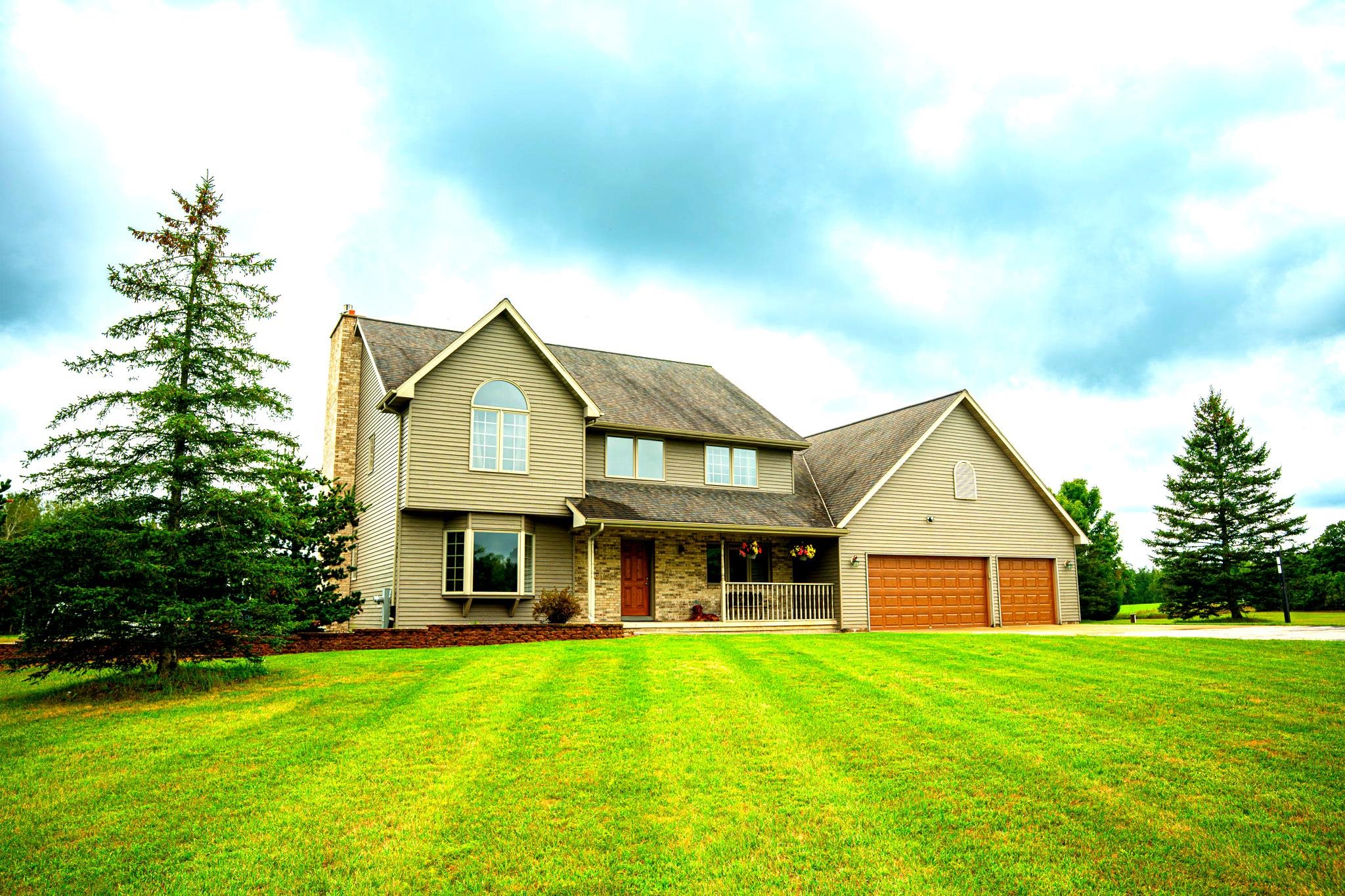 5062 MEADOWVIEW Lane