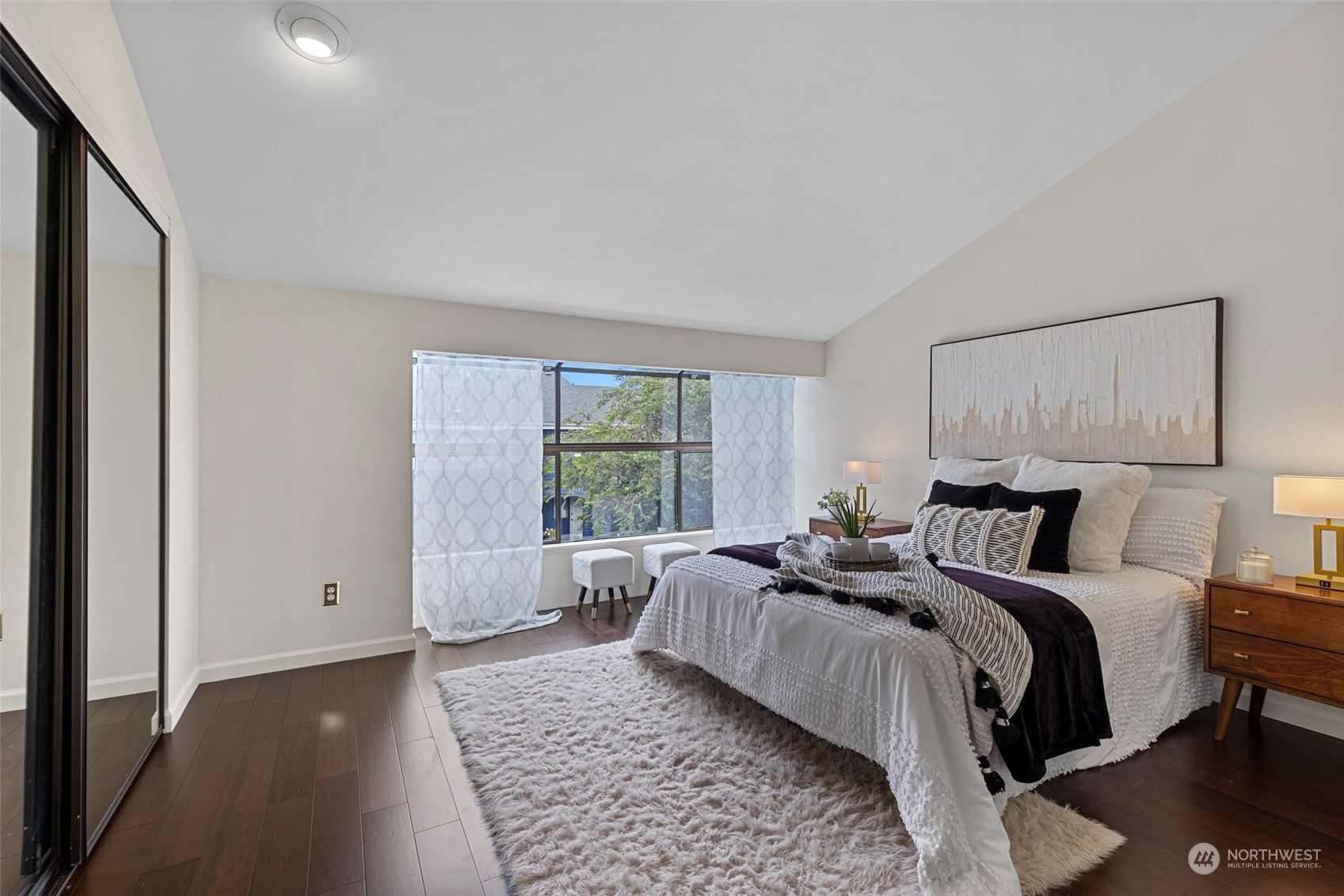 1431 NW Richmond Beach Road #13
