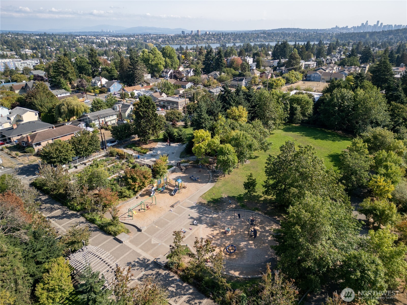 8720 Phinney Avenue N Unit: 14