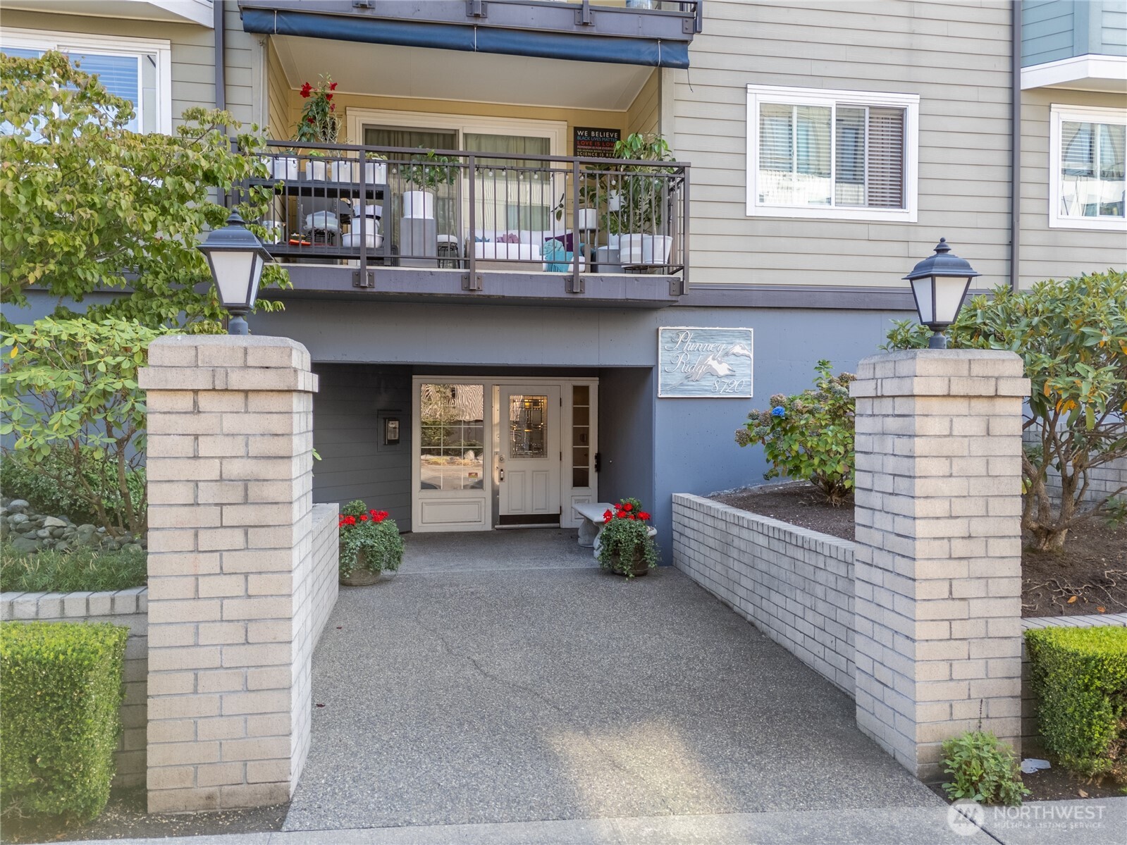 8720 Phinney Avenue N Unit: 14