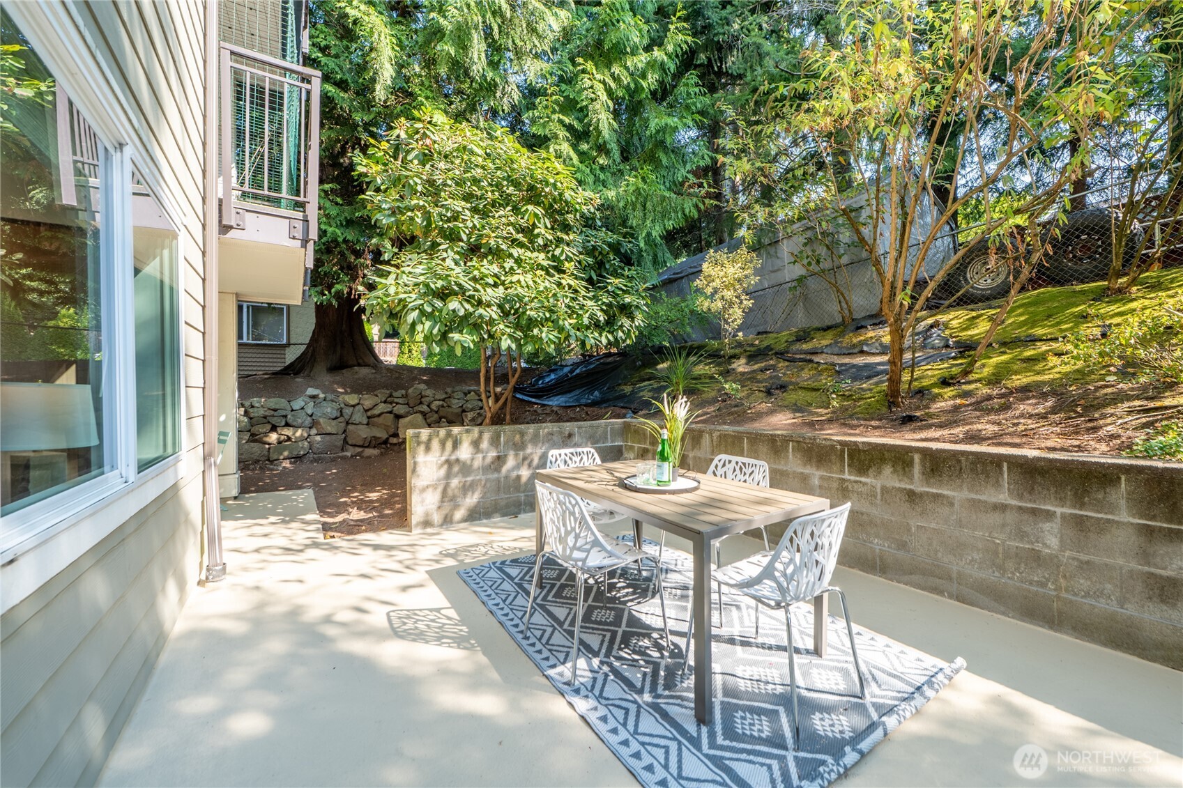 8720 Phinney Avenue N Unit: 14