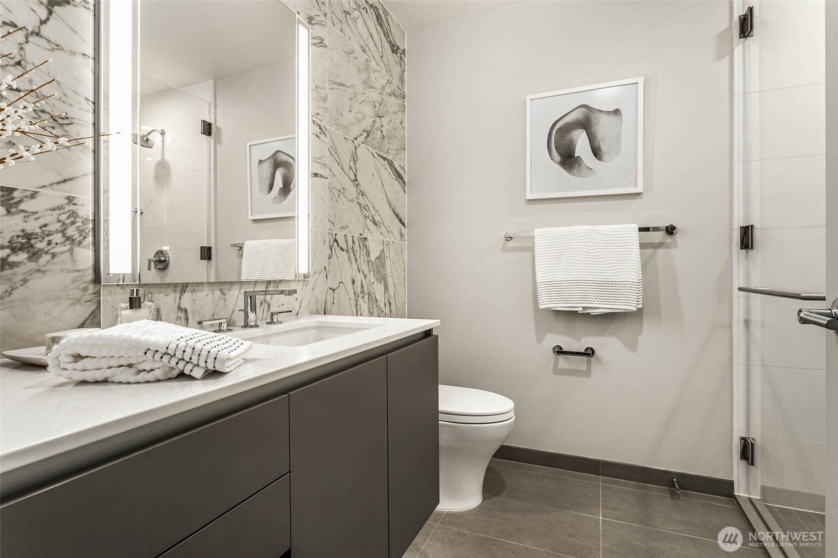 2510 6th Avenue Unit: 3303
