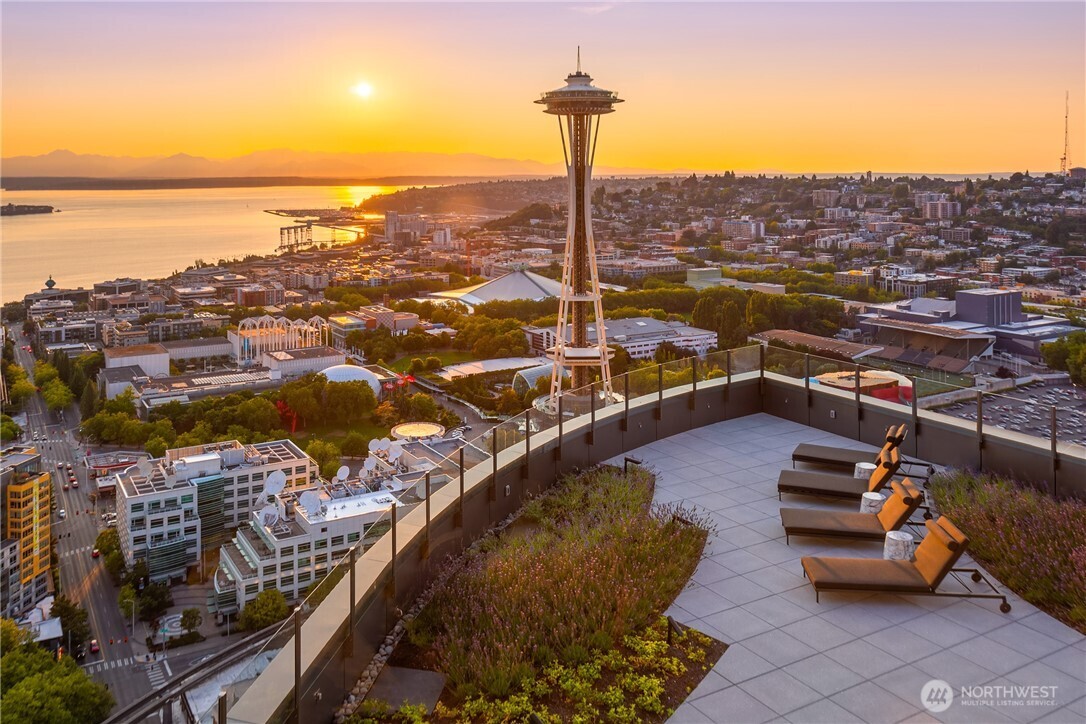 2510 6th Avenue Unit: 3303