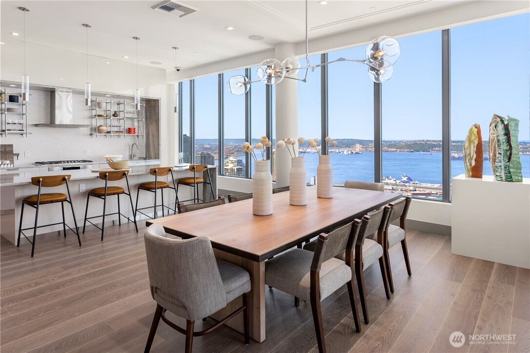 2510 6th Avenue Unit: 3303