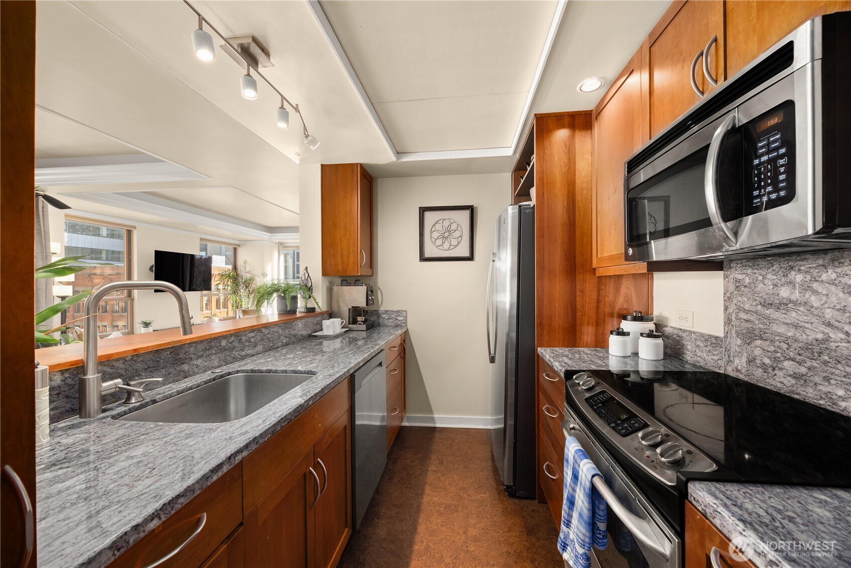 1107 1st Avenue Unit: 602