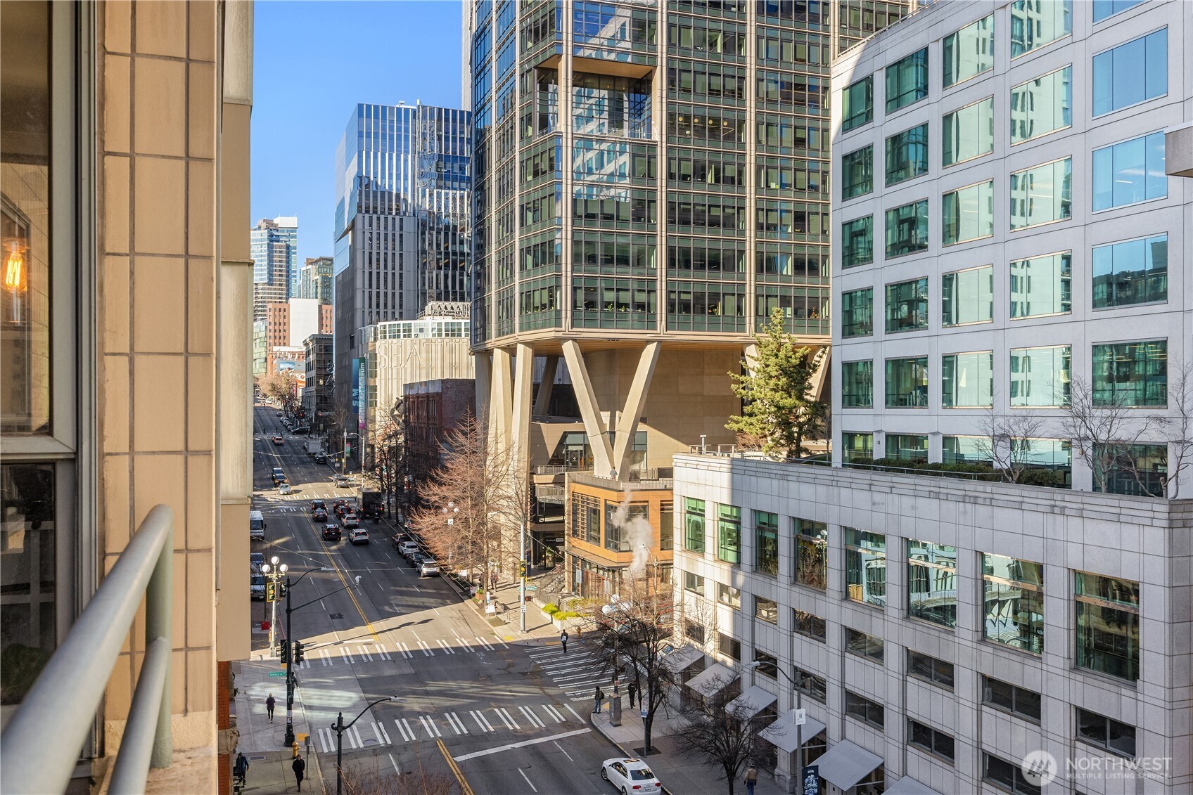 1107 1st Avenue Unit: 602