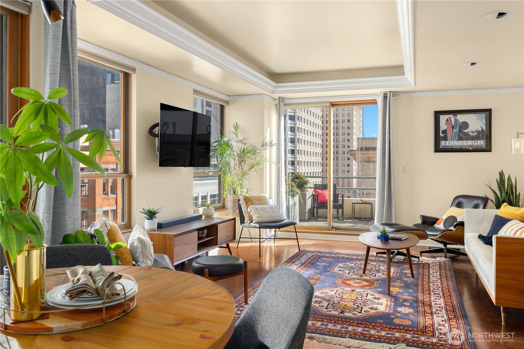 1107 1st Avenue Unit: 602