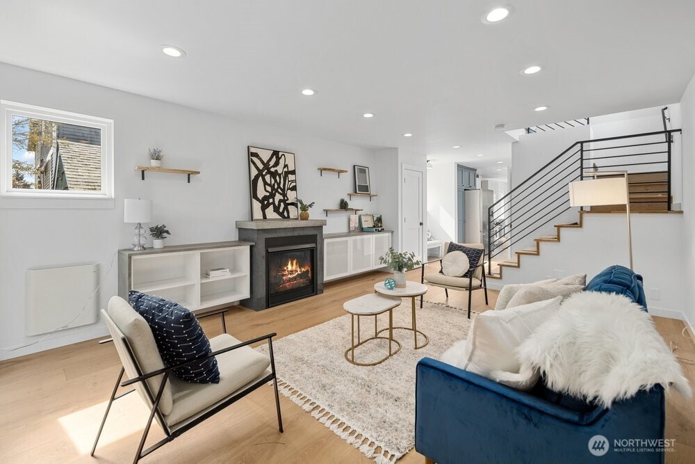 7316 Alonzo Avenue NW