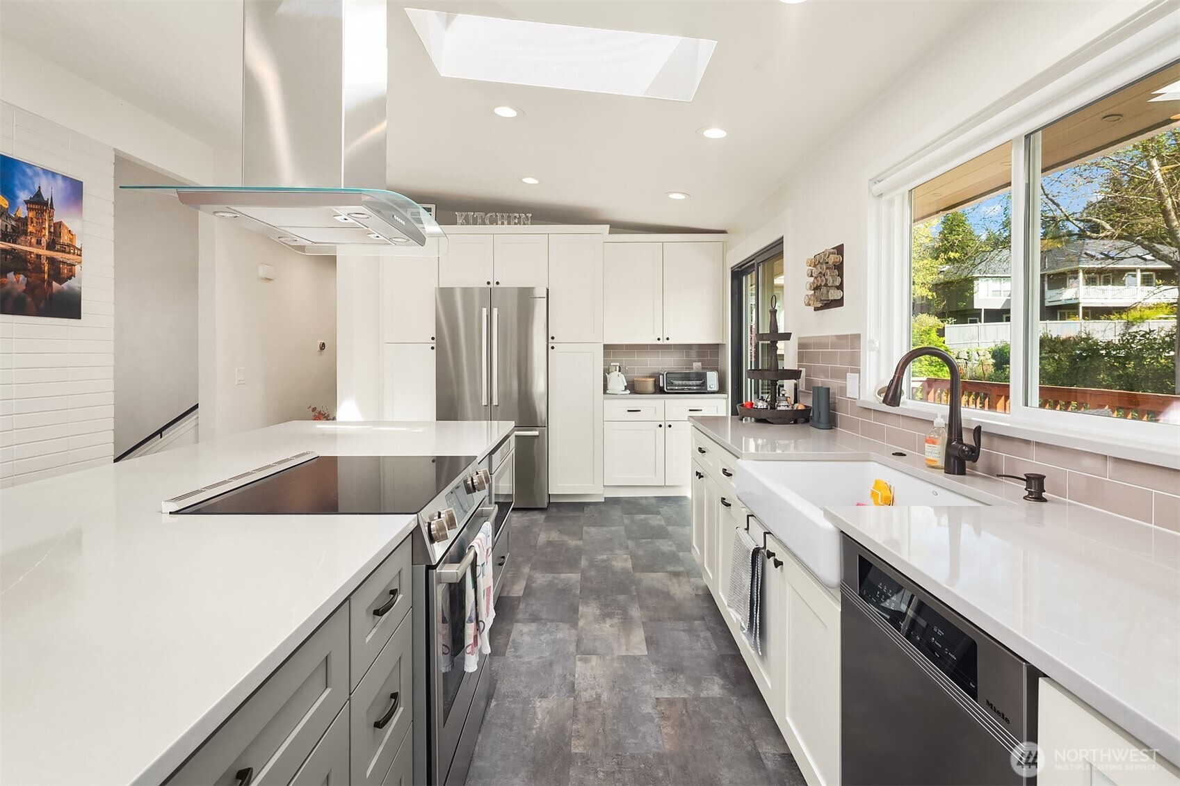 810 Walnut Street