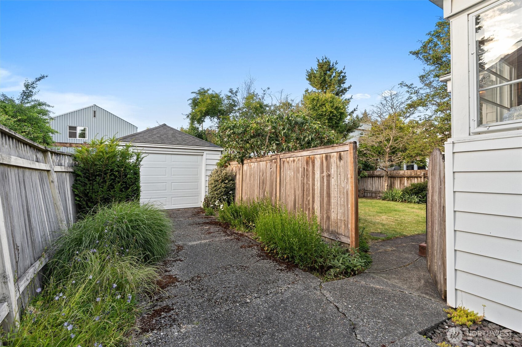310 NW 75th Street