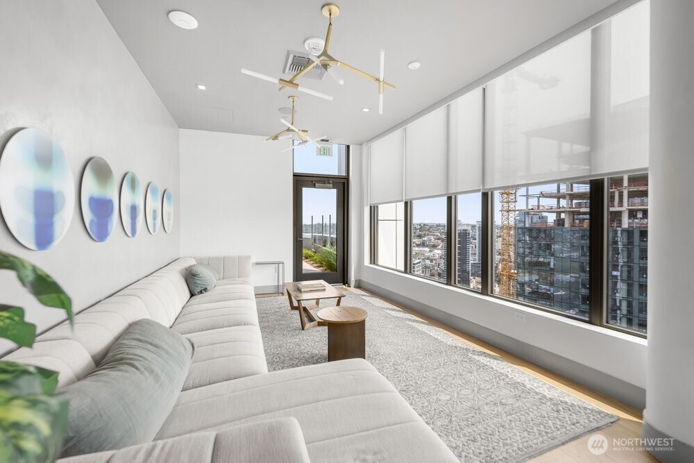 2510 6th Avenue Unit: 1107