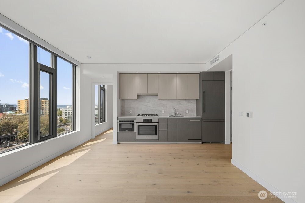 2510 6th Avenue Unit: 1107