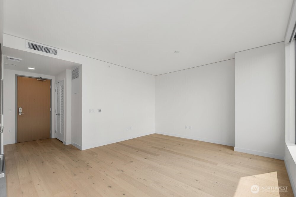 2510 6th Avenue Unit: 1107