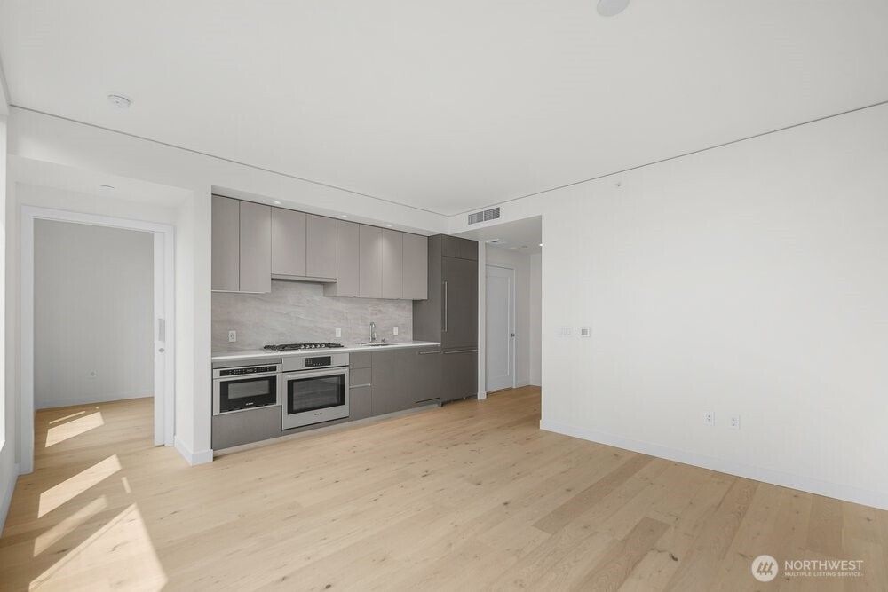 2510 6th Avenue Unit: 1107