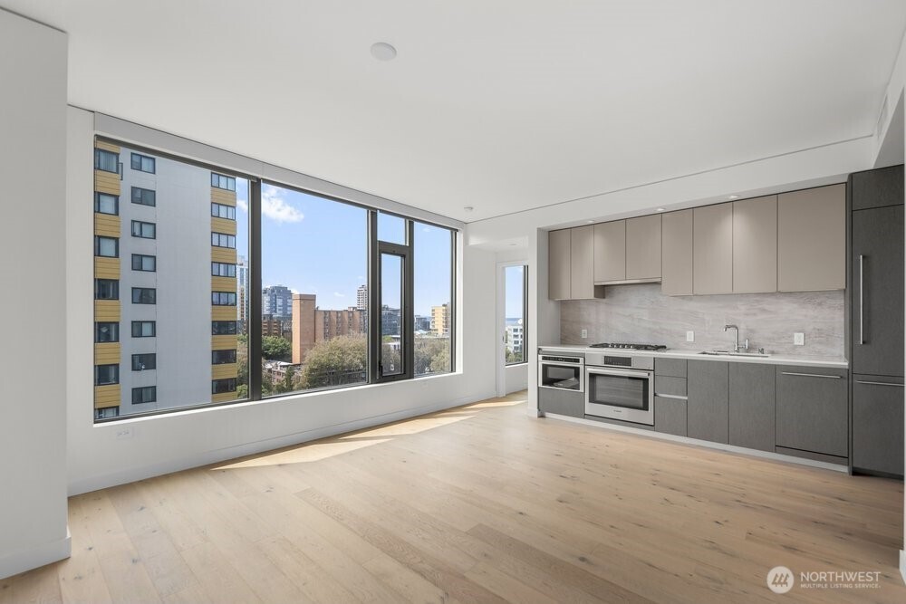 2510 6th Avenue Unit: 1107