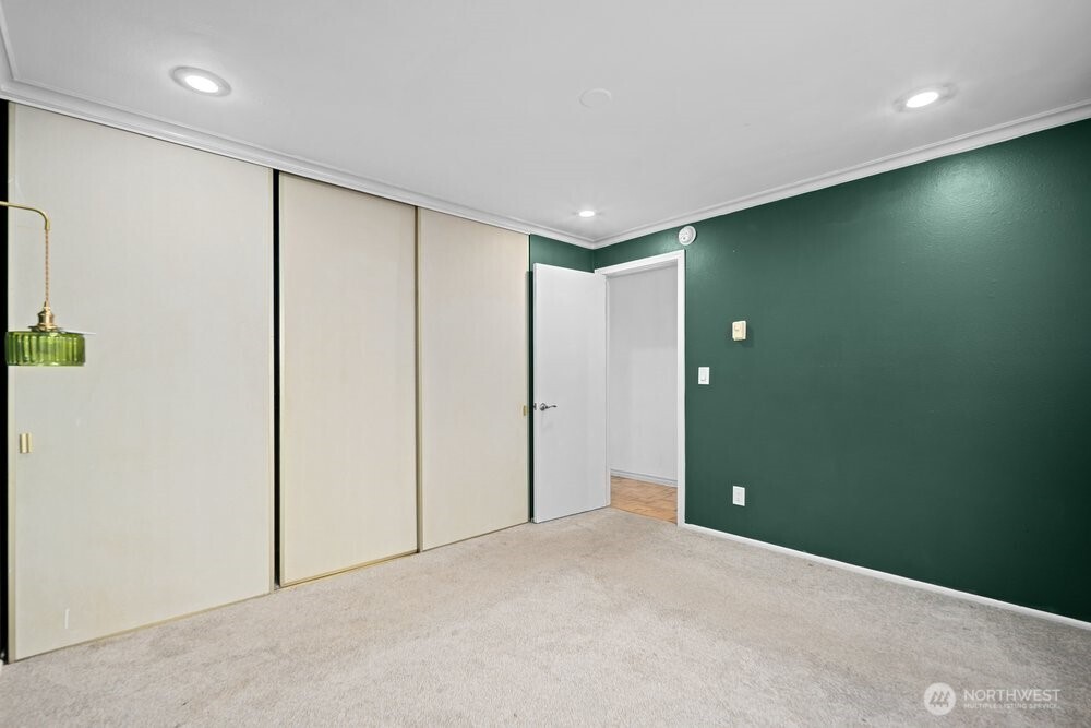 303 N 44th Street Unit: 203