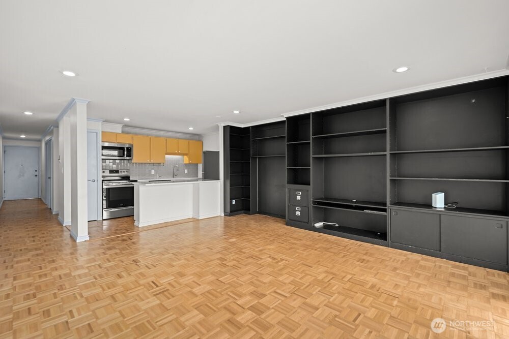 303 N 44th Street Unit: 203