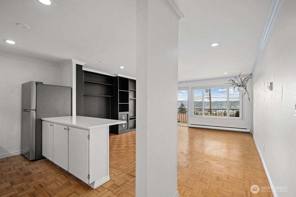 303 N 44th Street Unit: 203