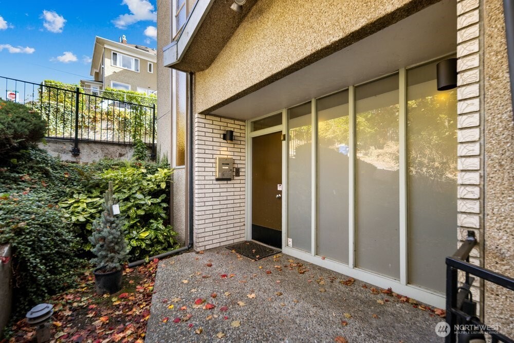 303 N 44th Street Unit: 203