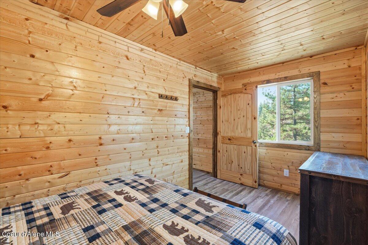 1435 Canyon Ridge Ln