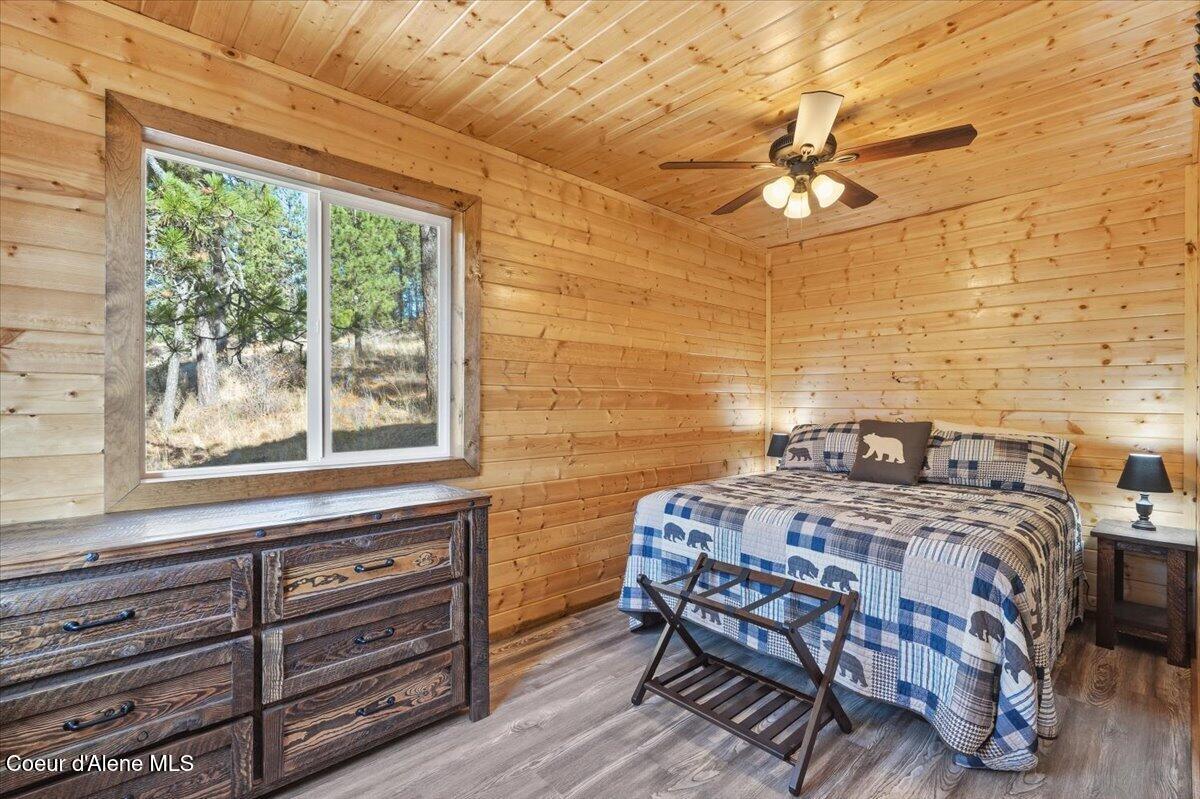 1435 Canyon Ridge Ln