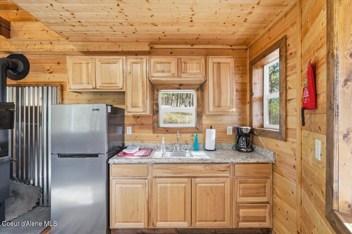 1435 Canyon Ridge Ln