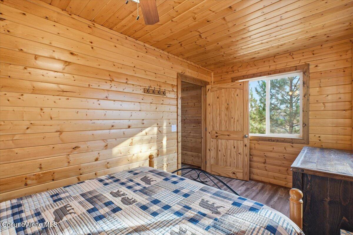 1435 Canyon Ridge Ln