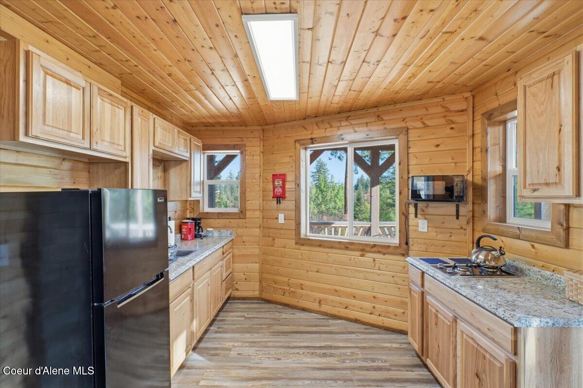 1435 Canyon Ridge Ln