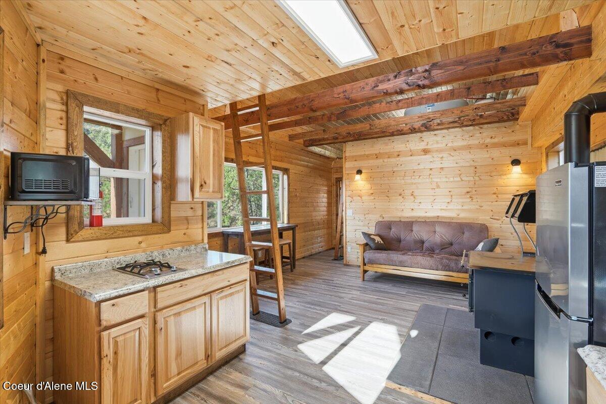 1435 Canyon Ridge Ln