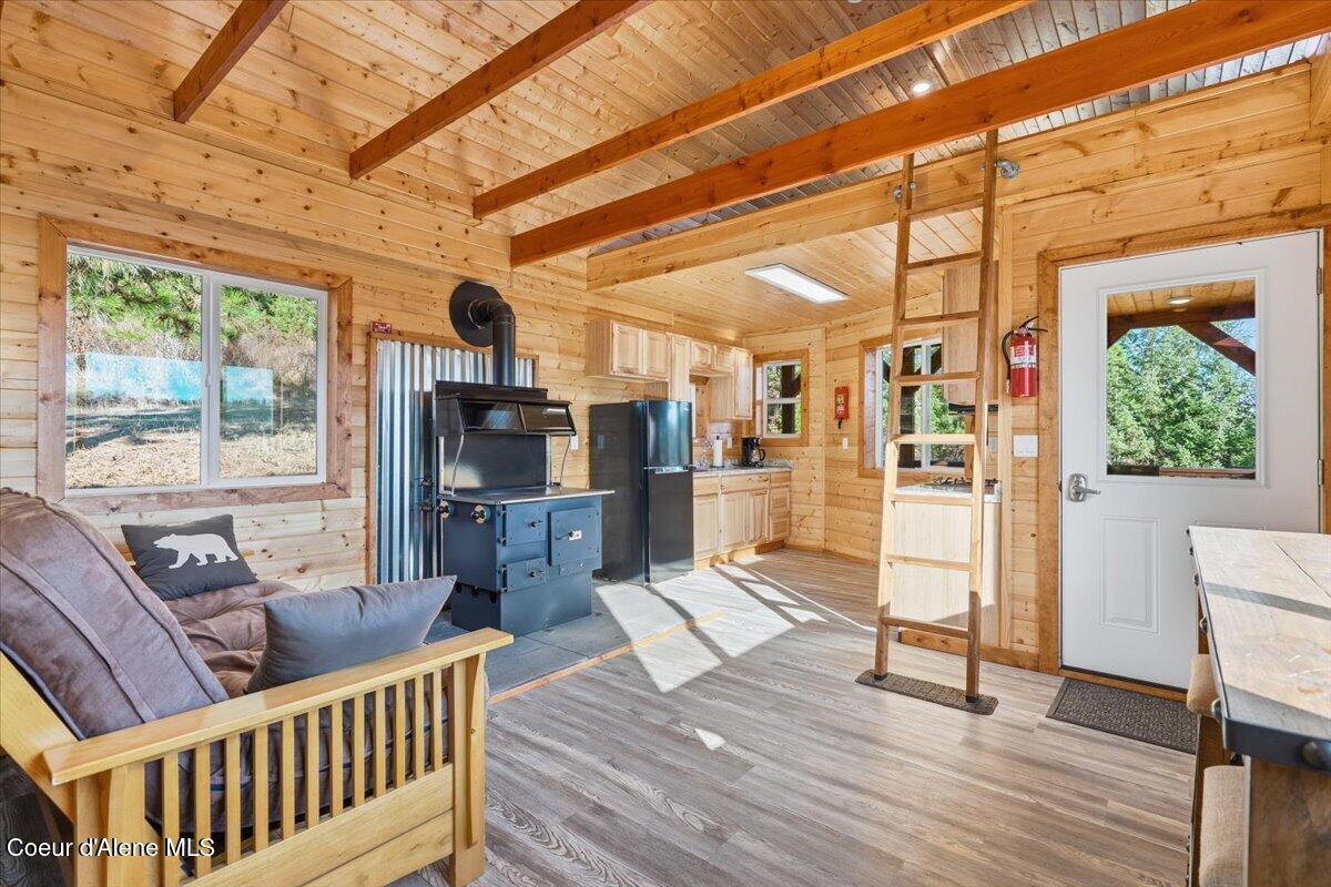 1435 Canyon Ridge Ln