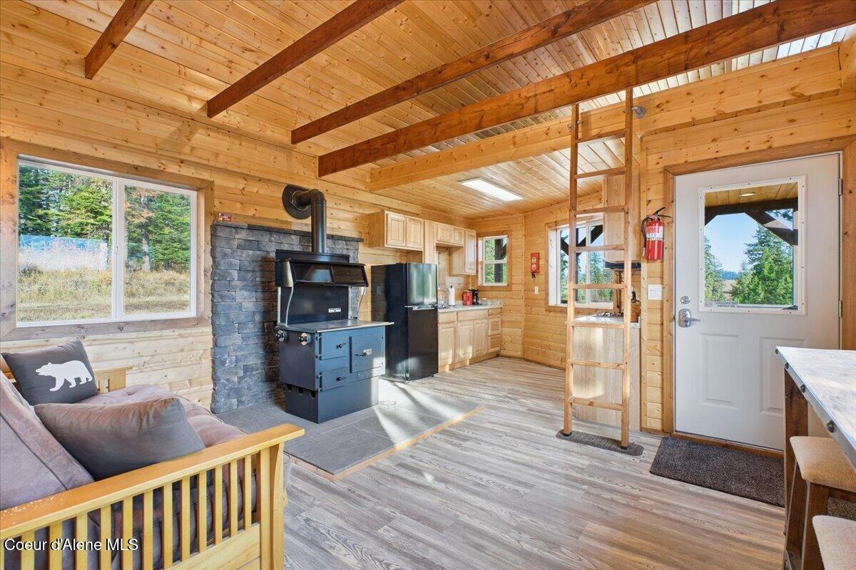 1435 Canyon Ridge Ln