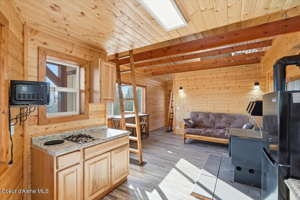 1435 Canyon Ridge Ln