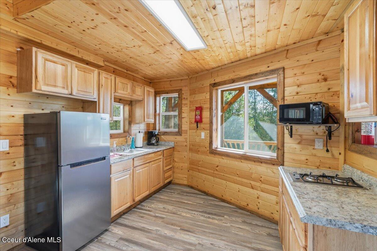 1435 Canyon Ridge Ln