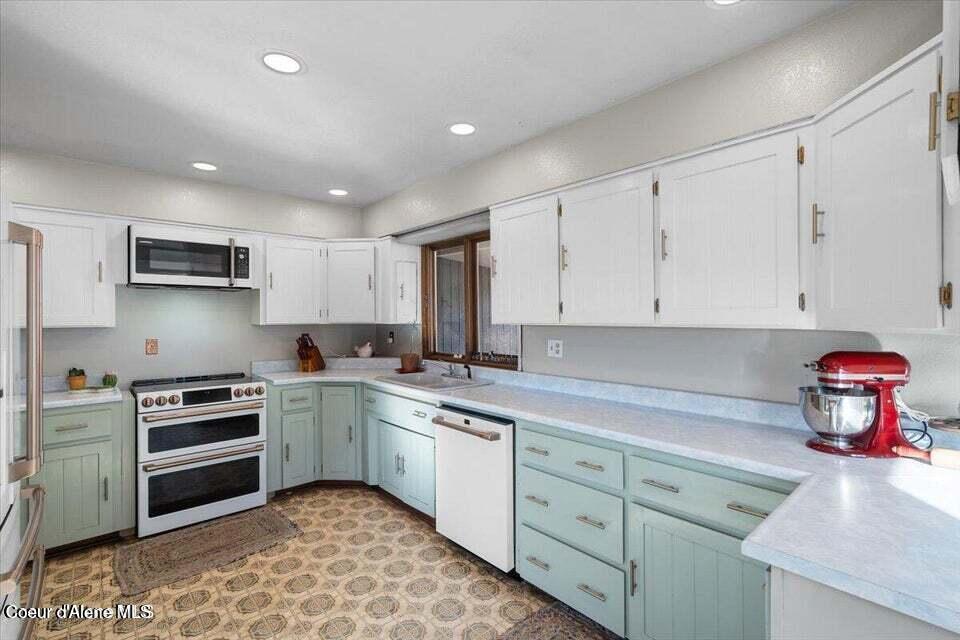 1141 W Meadowhurst Rd, St. Maries